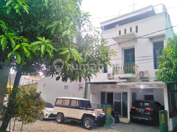 Rumah Bagus di Perumahan Violet Garden , Bekasi