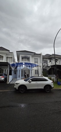 For Quick Sale (Ma'am) Beautiful Fully Furnished Move-In Ready House in Premium Cluster of Kota Wisata For Quick Sale (Ma'am) Beautiful Fully Furnished Move-In Ready House in Premium Cluster of Kota Wisata