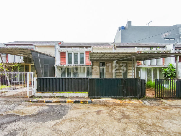 Rumah Siap Huni 14 Menit ke Gerbang Tol Cimanggis Hadap Selatan J38982