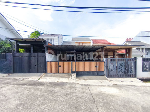 Rumah LT 138 Terawat 10 Menit ke Rs Permata Pamulang Hadap Utara J42115