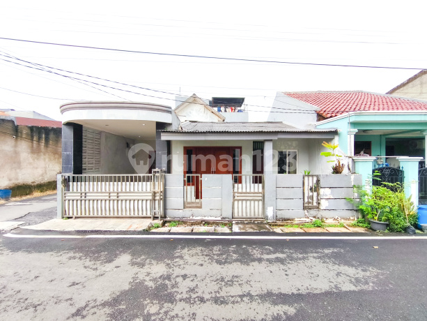 Rumah SHM LT 158 Siap Huni 10 Menit ke Summarecon Mall Serpong J-44432