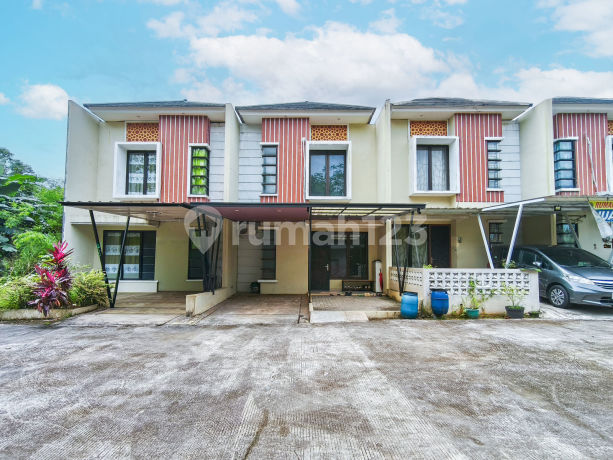 Well-Maintained House LT 90 Near Pamulang University 2 LT Flood-Free J40087 Well-Maintained House LT 90 Near Pamulang University 2 LT Flood-Free J40087