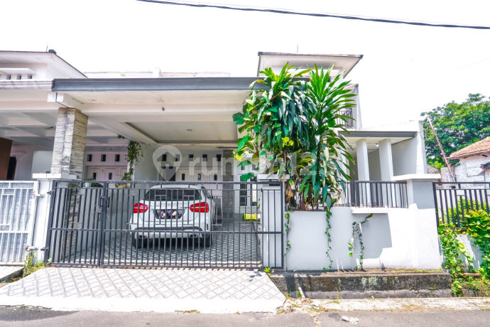 Rumah Minimalis 2 Lt di Bogor 7 Menit ke Terminal Ciparigi Hadap Timur J26111