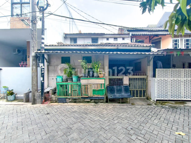 Rumah Strategis 5 Mnt ke Mandaya Royal Hospital Puri Siap KPR J-34898