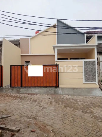 Rumah SHM Hadap Timur dekat Gerbang Tol BSD 1 Dibantu KPR J-38022