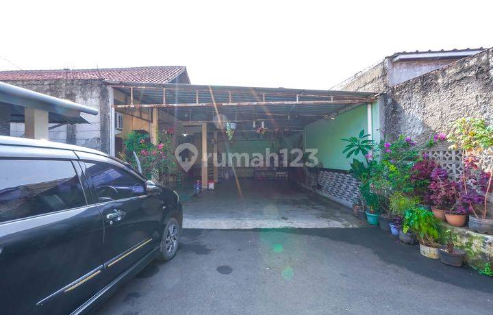 Rumah Tanah Luas Dekat Pamulang 10 Menit ke RS dan Mall Bisa KPR J-31780