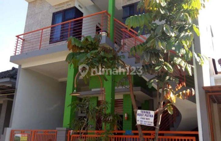 Dijual Rukost 2 Lantai di Perumahan Bukit Cemara Tujuh Malang