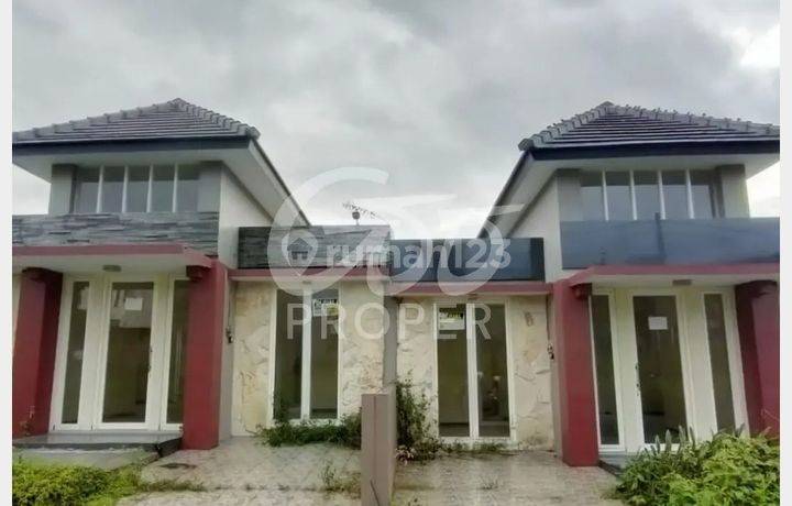 Rumah Bagus SHM di Perumahan Pondok Wisata Estate Pakis, Malang