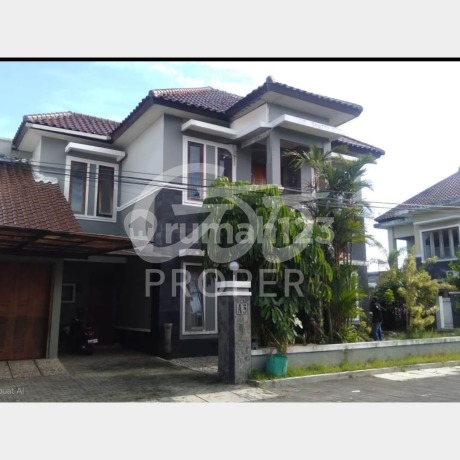 Rumah 2 Lantai Furnished SHM di Kemala Regency Mlati, Sleman