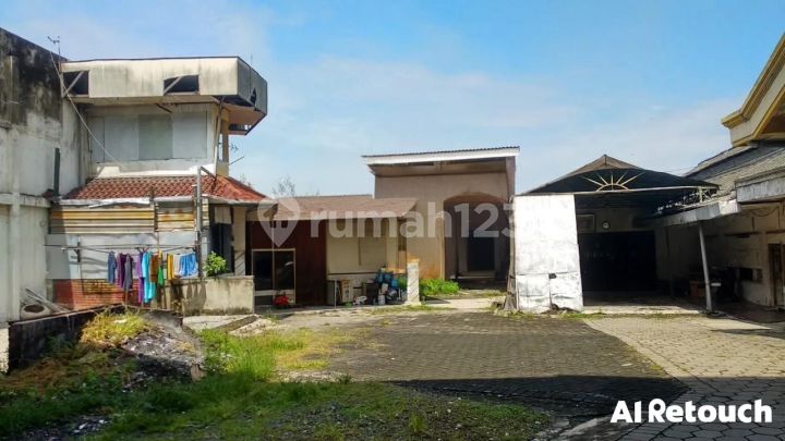 Dijual Pabrik Raya Taman Sepanjang Strategis Siap Huni