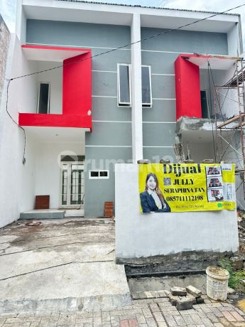 Dijual Rumah Gress Baru Minimalis Modern Babatan Pratama Blok Depan Siap Huni Dijual Rumah Gress Baru Minimalis Modern Babatan Pratama Blok Depan Siap Huni