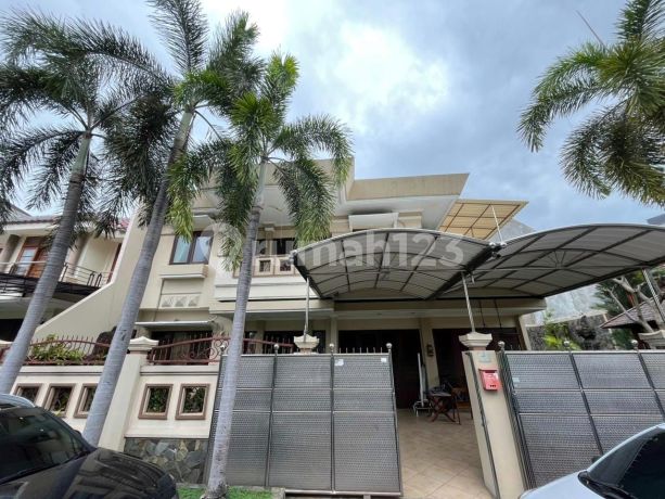 For Sale Minimalist Villa Garden Gate House Strategic Ready to Occupy