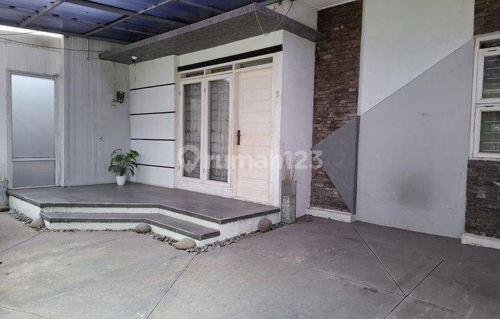 Dijual Hunian Nyaman dan Terawat Lokasi Sangat Strategis di Batujajar Regency, Bandung