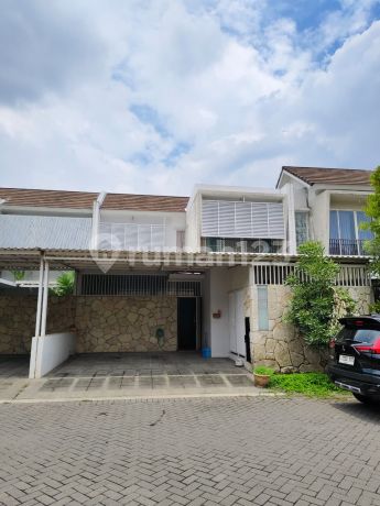 Dijual Rumah 2 Lantai Siap Huni di Forest Mansion Menganti