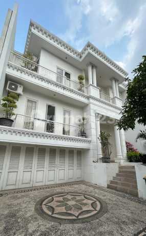 RUMAH SIAP HUNI FURNISHED DI VILLA BUKIT REGENCY PAKUWON INDAH RUMAH SIAP HUNI FURNISHED DI VILLA BUKIT REGENCY PAKUWON INDAH