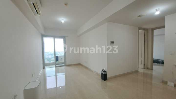 For Sale/Rent One Icon Apartment, Connected to Tunjungan Plaza