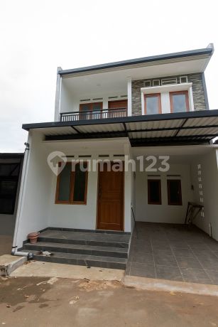 Rumah Bagus Siap Huni di Griya Aviva Ciputat