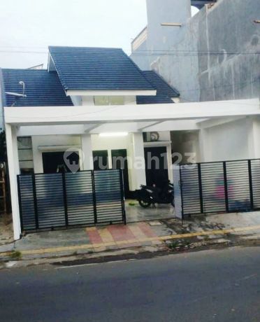 Kencana Loka Raya Cocok Buat Usaha & Strategis