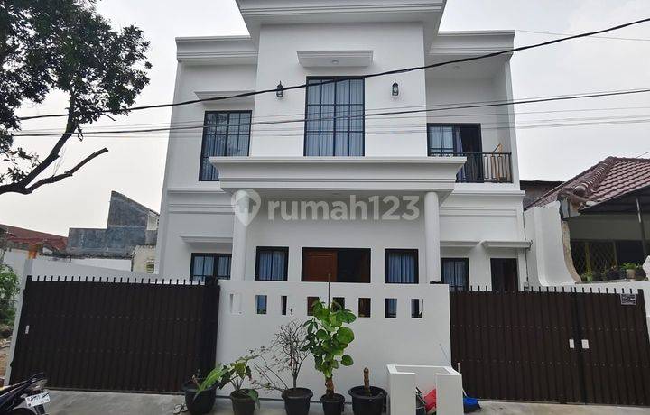 Rumah Bagus Siap Huni Di Cinere Estate Depok