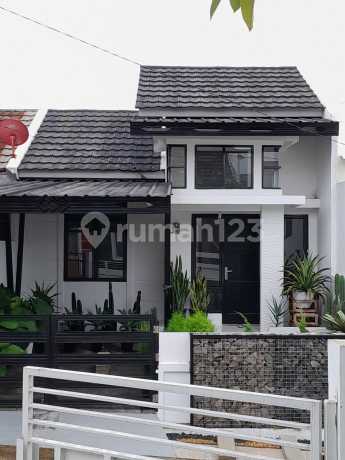Rumah Cantik dengan View Gunung di Bukit Rancamaya Residence
