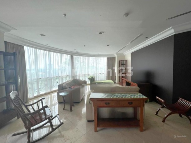 Apartemen Simprug Terrace 228m Type 4BR Kebayoran Lama Jakarta Selatan