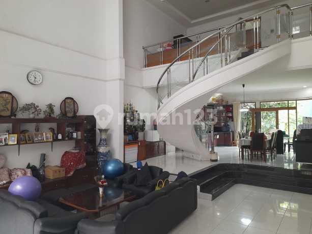 Dijual Rumah Luas Asri di Budisari Bandung