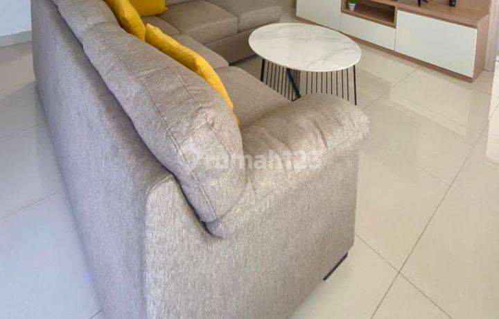 Disewakan Orange County Apt 3 BR FF Bagus di Cikarang