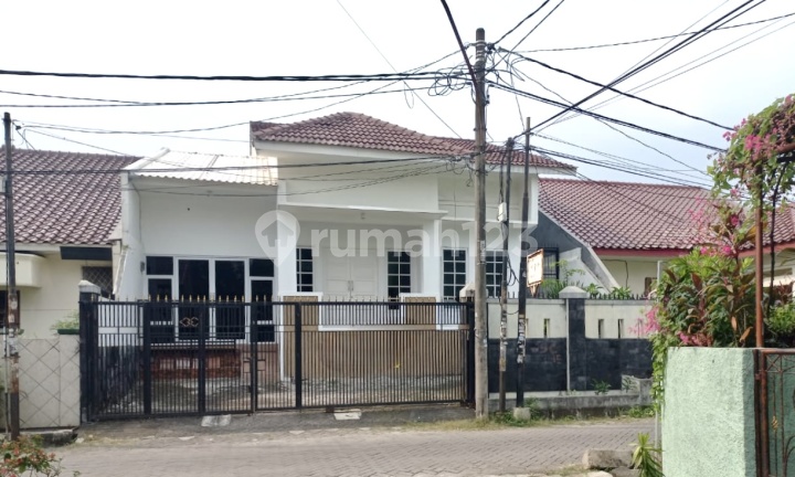 Dijual Rumah Siap Huni 12x20m2 Di Perum Perdagangan, Ciledug Dijual Rumah Siap Huni 12x20m2 Di Perum Perdagangan, Ciledug