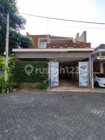 Rumah Modern Minimalis Open Space di Green Living Residence Gadang Sukun Malang