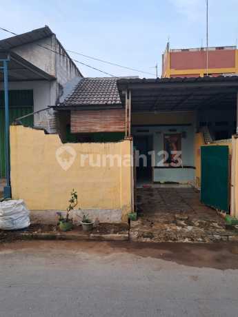 Rumah Bagus Murah Unfurnished SHM di Karangbahagia, Bekasi