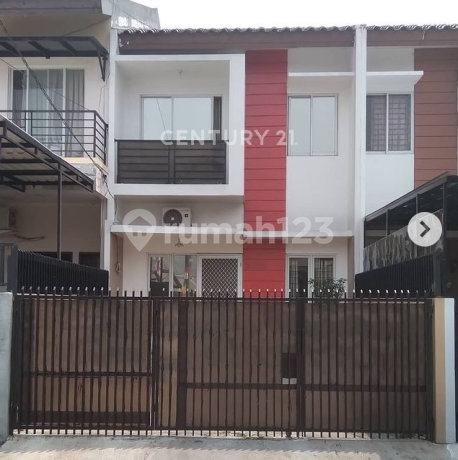 House in Karang Tengah Permai Complex, Ciledug, Tangerang