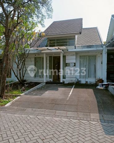 House at Palma Grandia Hill, Northwest Citraland, West Surabaya House at Palma Grandia Hill, Northwest Citraland, West Surabaya