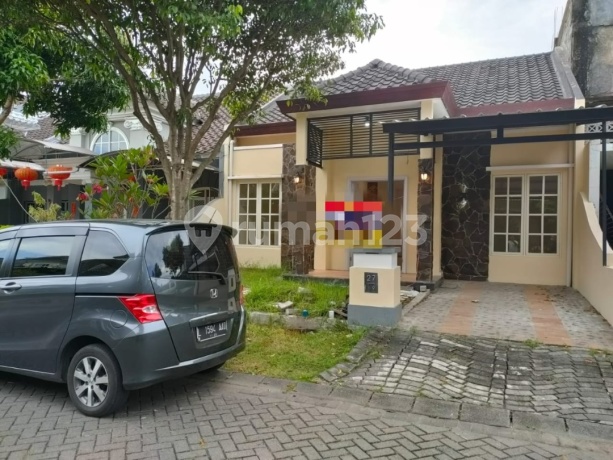 Palma Grandia Hill House Northwest Lake Citraland West Surabaya Palma Grandia Hill House Northwest Lake Citraland West Surabaya