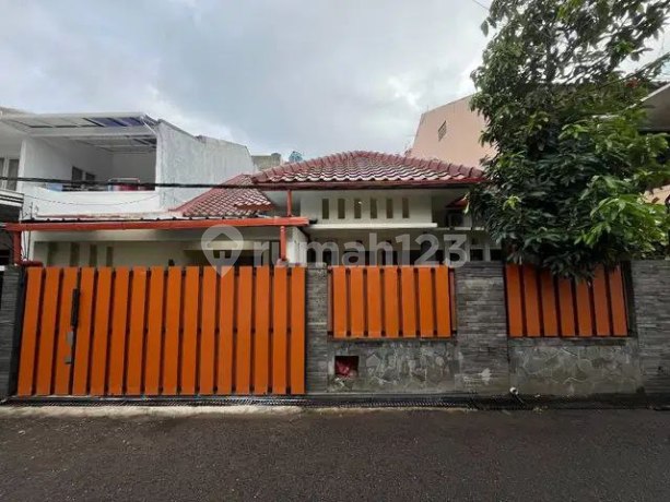 Rumah Minimalis Siap Huni di Buah Batu Dekat Tol