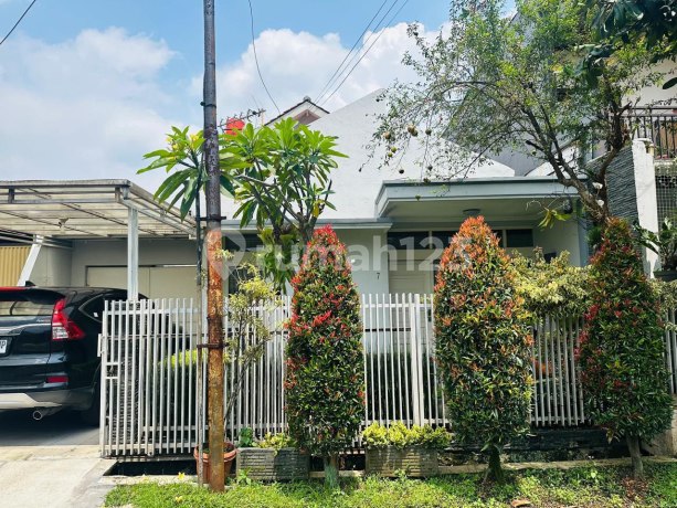 Minimalist House in Arcamanik Endah Near Sport Jabar