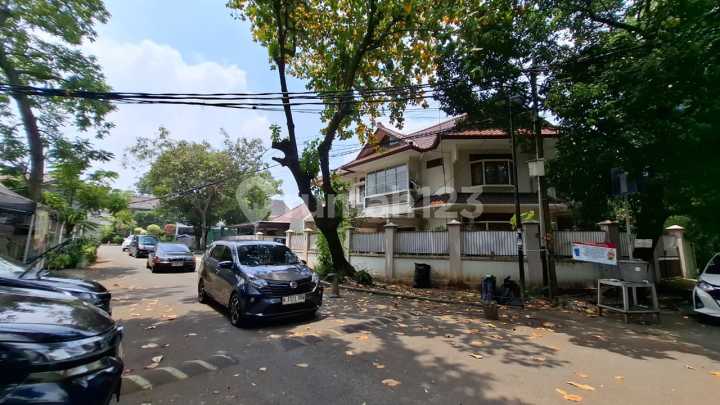 Luxury Beautiful House on Jl Hang Lekir Kebayoran Baru South Jakarta Luxury Beautiful House on Jl Hang Lekir Kebayoran Baru South Jakarta