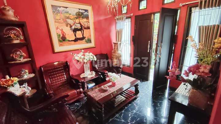 Rumah bagus di Kavling IPTN, Cihanjuang Cimahi utara. Rumah bagus di Kavling IPTN, Cihanjuang Cimahi utara.