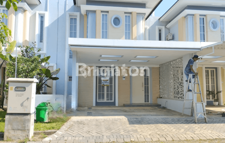 Rumah Cantik 2 Lantai, Murah Full Furnished di Green Orchid Residence, siap Huni dekat SMAN 9 dan pusat Kuliner di area Jl. Soekarno Hatta - Malang