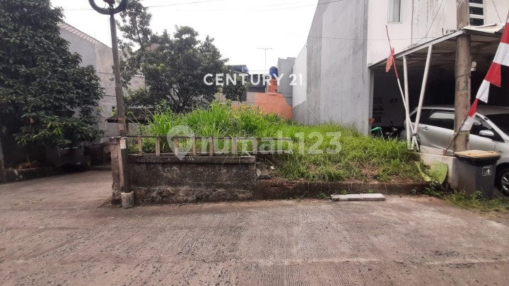 Ready-to-Build Land Plot in Flo Residence Complex, Tangerang Ready-to-Build Land Plot in Flo Residence Complex, Tangerang