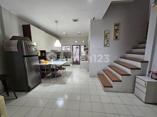 Rumah SHM Siap Huni 2Lt Bebas Banjir di Harapan Indah