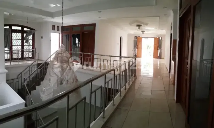 For Rent Nice House in Dpr 2 Meruya Complex Min. 2 Years Ready Apr