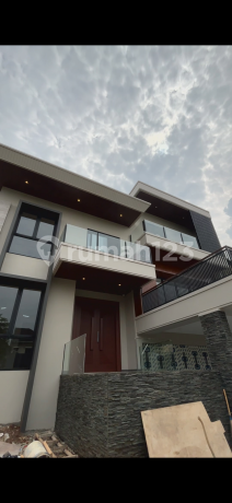 Rumah Brand New Eminent Bsd City Hook Mewah 