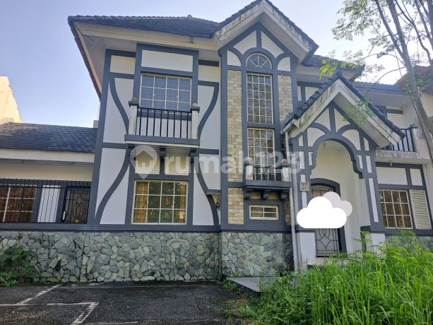 Rumah Dijual di Kawasan Tudor England Park Sentul