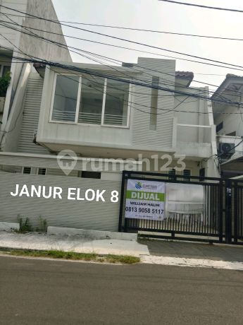Rumah Bagus 9X17 Bebas Banjir -2Lt Dijanur Elok Klp Gading Rumah Bagus 9X17 Bebas Banjir -2Lt Dijanur Elok Klp Gading
