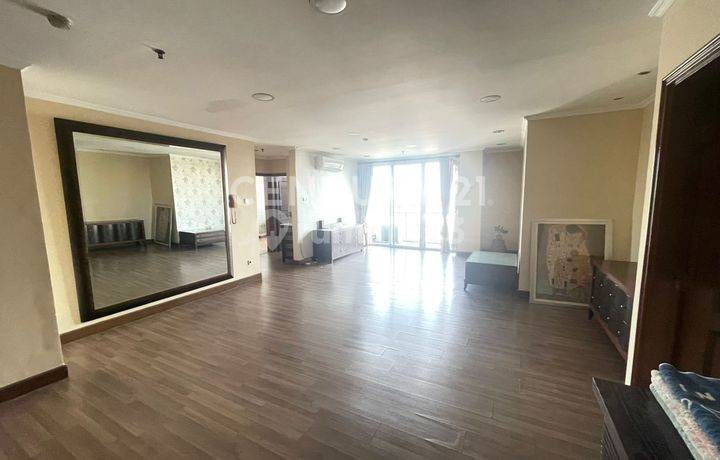 Hot Deal ! Apartemen Bumimas 3BR Di Cilandak 