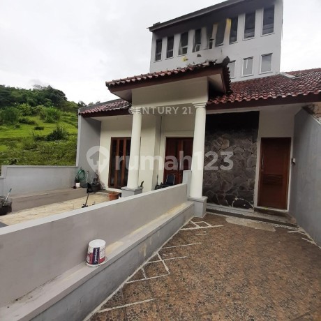 Rumah Sangat Sejuk di Komplek Royal View Residence Rumah Sangat Sejuk di Komplek Royal View Residence