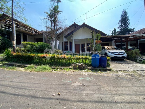 Dijual Rumah Halaman Luas di Sukadamai Sukajadi Kota Bandung