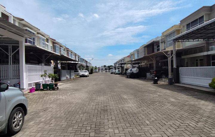 Dijual Villa Furnished Komplek Green Park Type Maple B