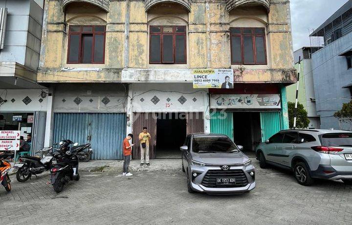 Ruko di Komplek Titi Kuning Mas
jalan Tritura, Medan 576 m