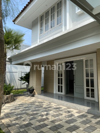 Rumah Dijual Dekat Area Perkantoran Bagus